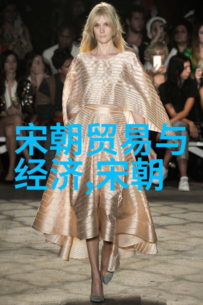 娄艺潇国内顶级女歌手像一位倾国倾城的美人在音乐的海洋中轻盈地舞动着她的声音