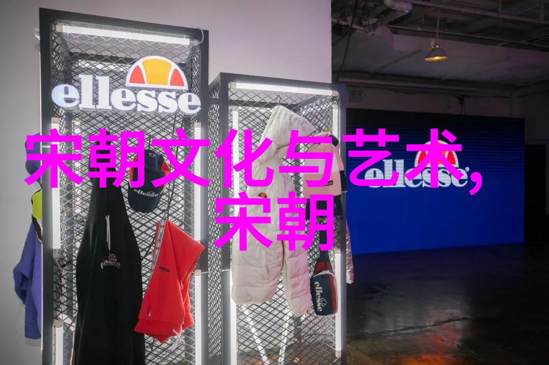 仝婷与黄梅戏吴琼共赏古董家具