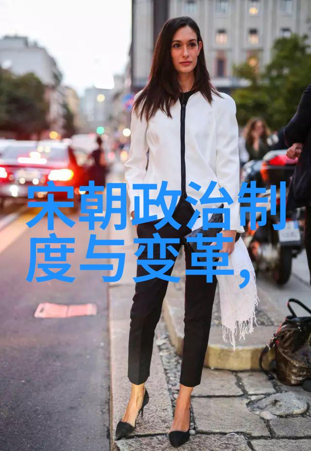 宫廷秘密探寻孙若微身边丫鬟的心思