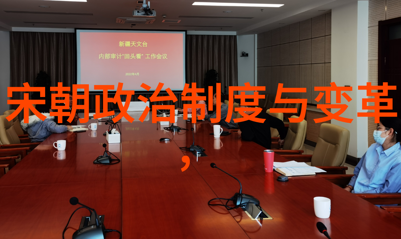 中华上下五千年元朝故事简介-辽阔的草原与繁华的都市元朝历史上的奇遇与权力斗争