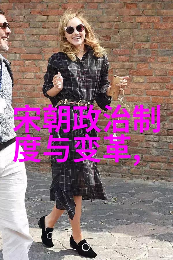 黄梅戏五女拜寿第五届艺术节开幕式绽放如同春日闭幕式辉映如同夜空