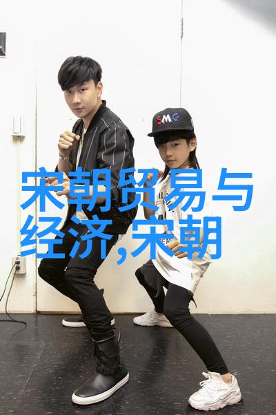 清朝的历代帝王龙椅上的孤寂与辉煌